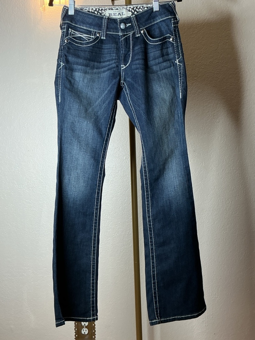 ARIAT Dark Wash Women’s Jeans with Contrast Stitching